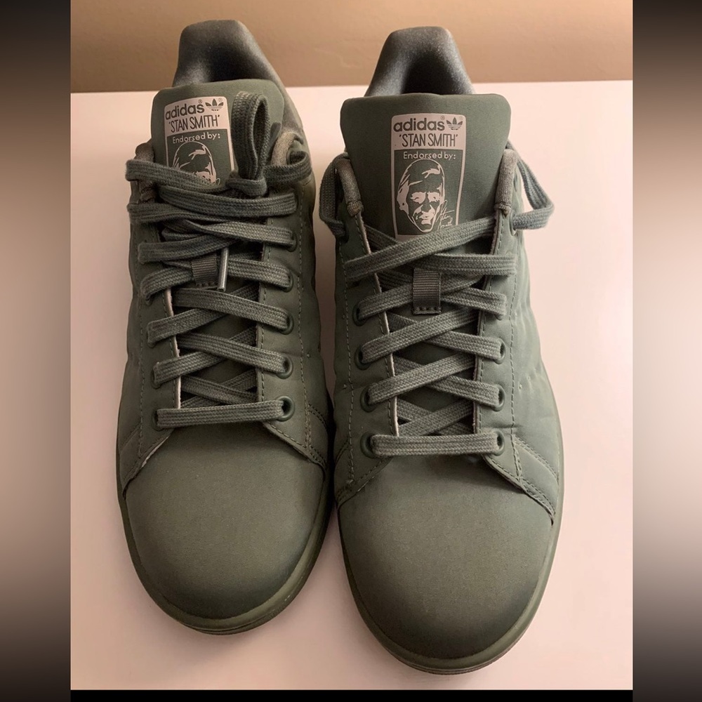 Adidas Stan Smith in good condition, and only worn several times. Like new.